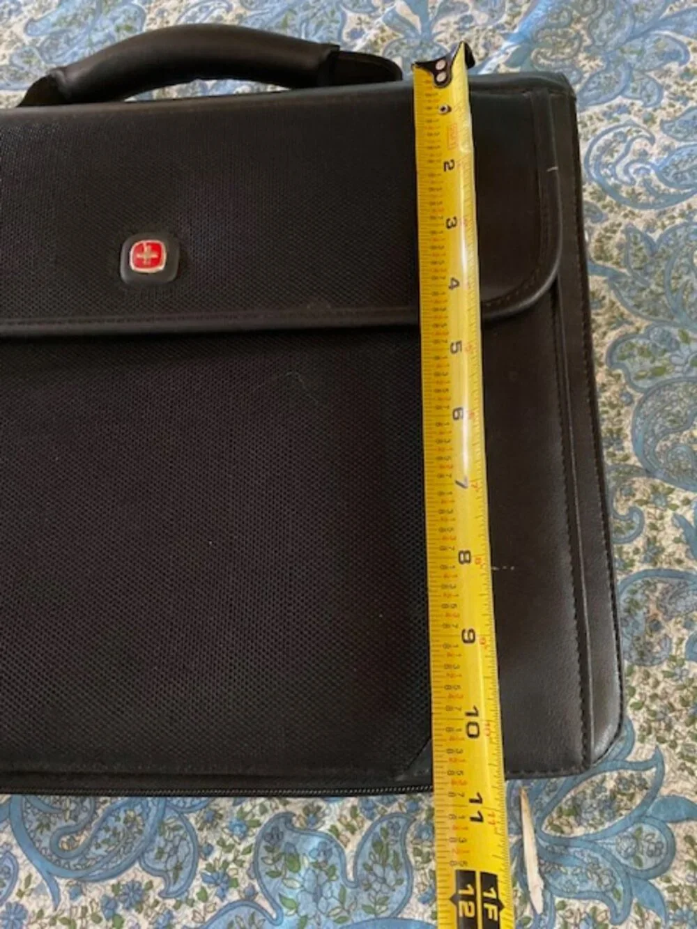 SwissGear Laptop Travel Bag/briefcase Perfect for Work and in VG shape